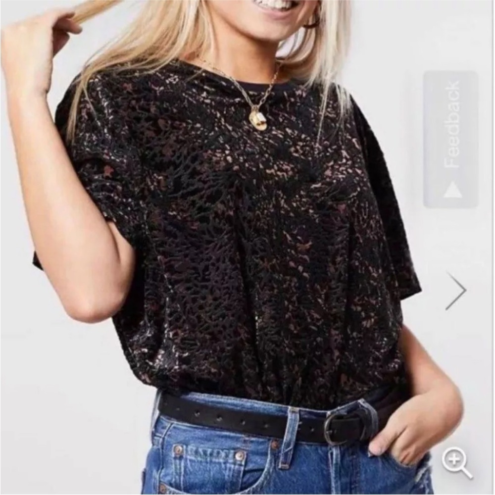 We the Free Leopard Oversized Loose Fit Velvet short sleeve Tee size small